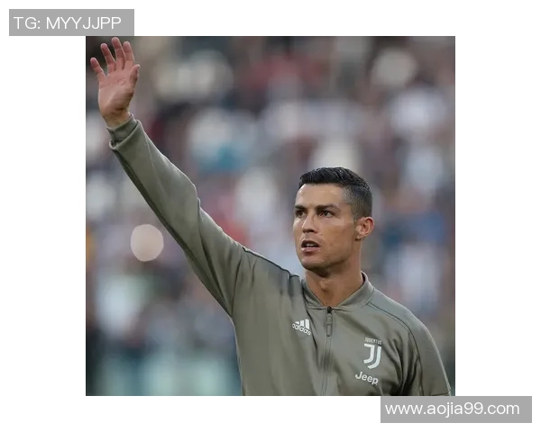 足球员出轨风波再起球星私生活引发热议与球迷强烈关注