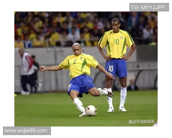 足球巨星后卫风采揭秘 从防线到巅峰的传奇旅程